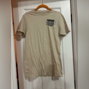 Hold Fast Small Galatians 1:5 T-Shirt NWT